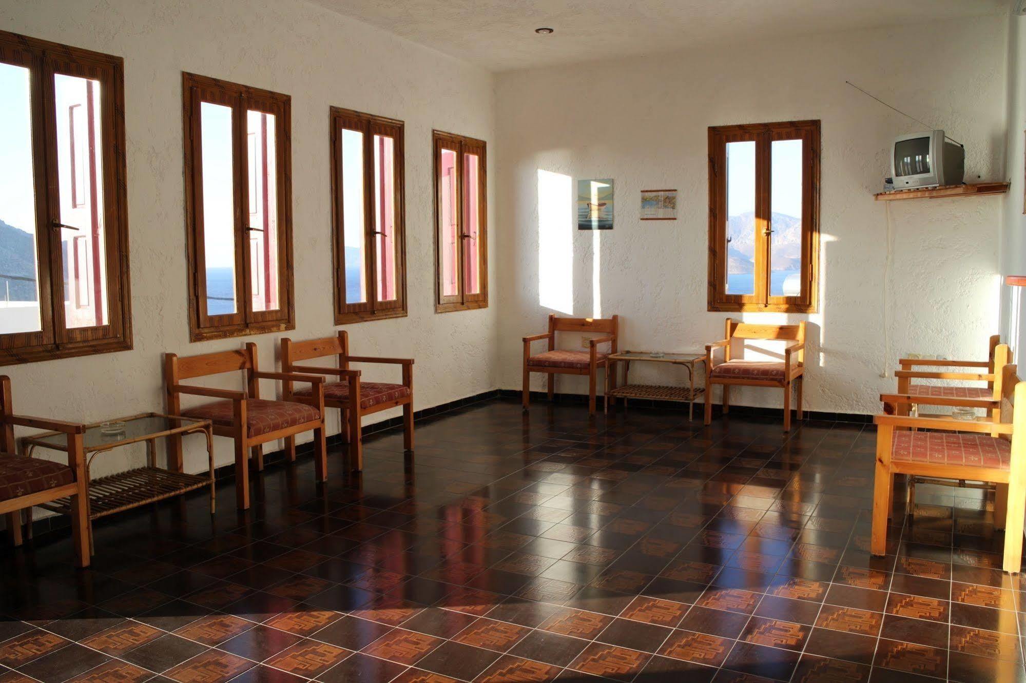 Afroditi Hotel Massouri Extérieur photo